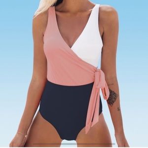 New! Cupshe Womens one piece bathing suit